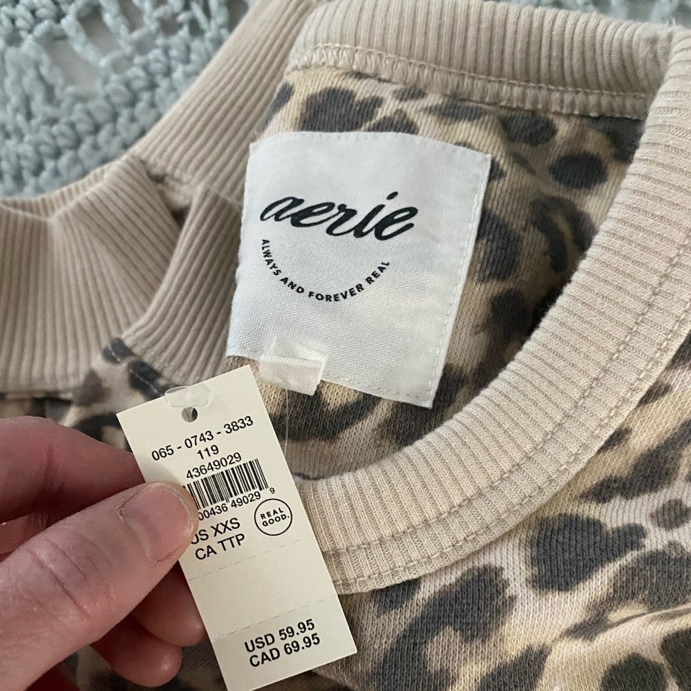 Aerie Tres Chic Sweatshirt - Picture 8 of 10